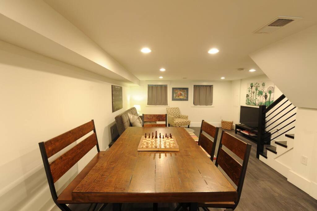 Cherry Blossom Townhouse, Easy Dc Access Washington Eksteriør bilde