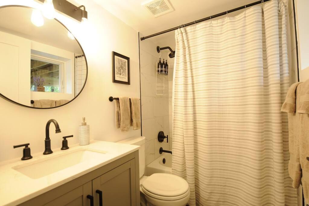Cherry Blossom Townhouse, Easy Dc Access Washington Eksteriør bilde