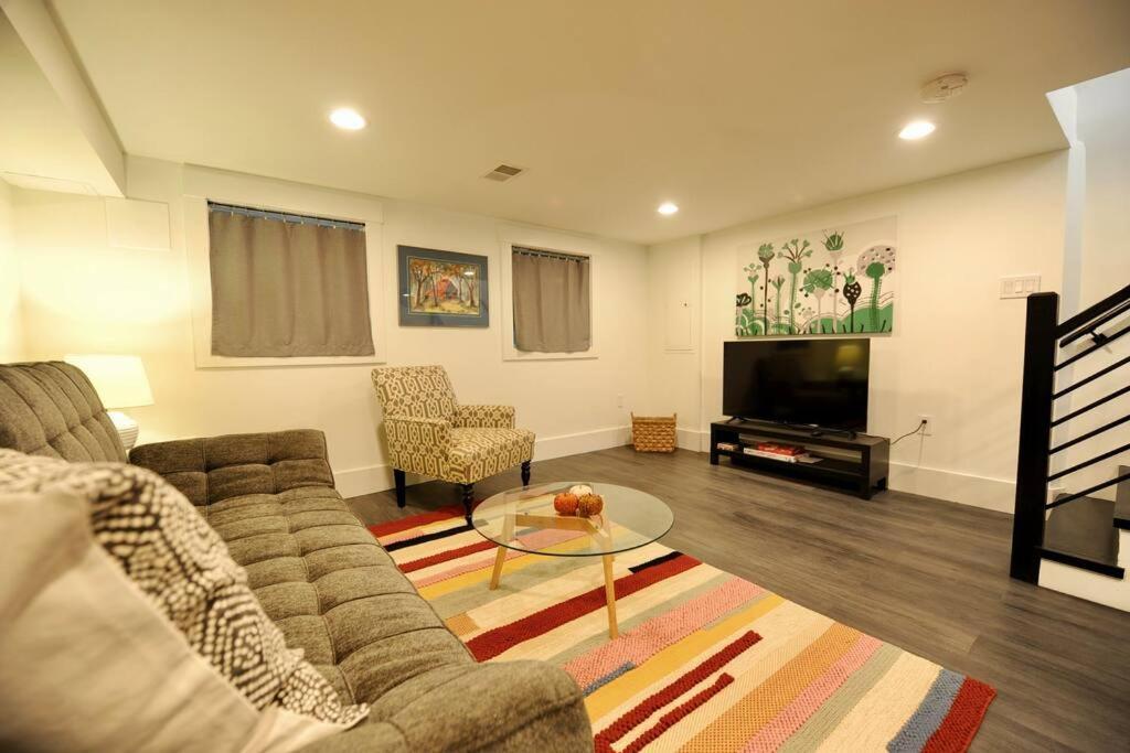 Cherry Blossom Townhouse, Easy Dc Access Washington Eksteriør bilde